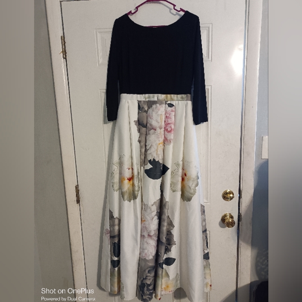 Adrianna Papell Black and Floral Long Sleeve Dress